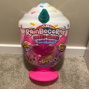 Zuru rainbocorns sweet shake surprise kitty